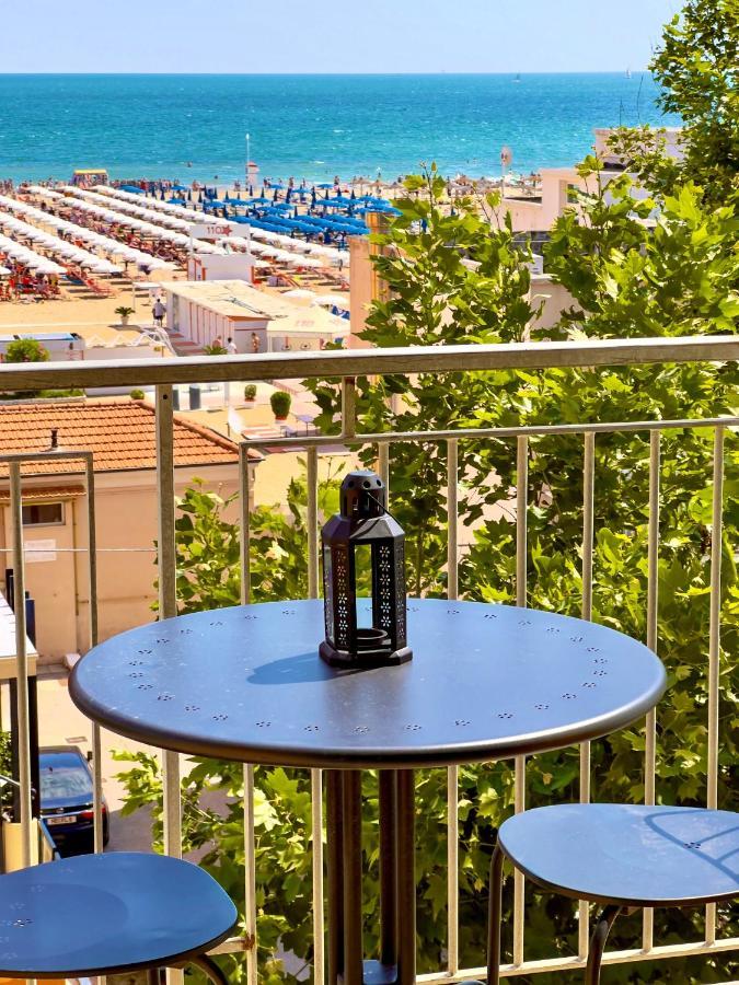 Appartamenti Leone - Vista Mare - Pet Friendly Rimini Eksteriør bilde