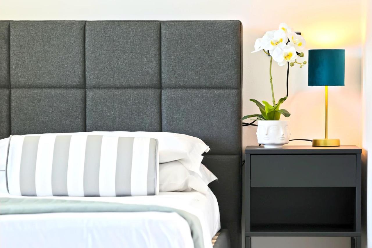 Appartamenti Leone - Vista Mare - Pet Friendly Rimini Eksteriør bilde