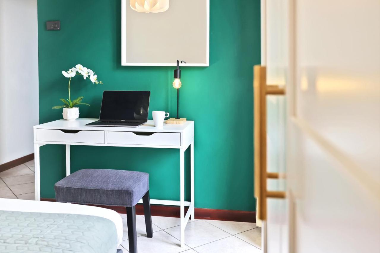 Appartamenti Leone - Vista Mare - Pet Friendly Rimini Eksteriør bilde