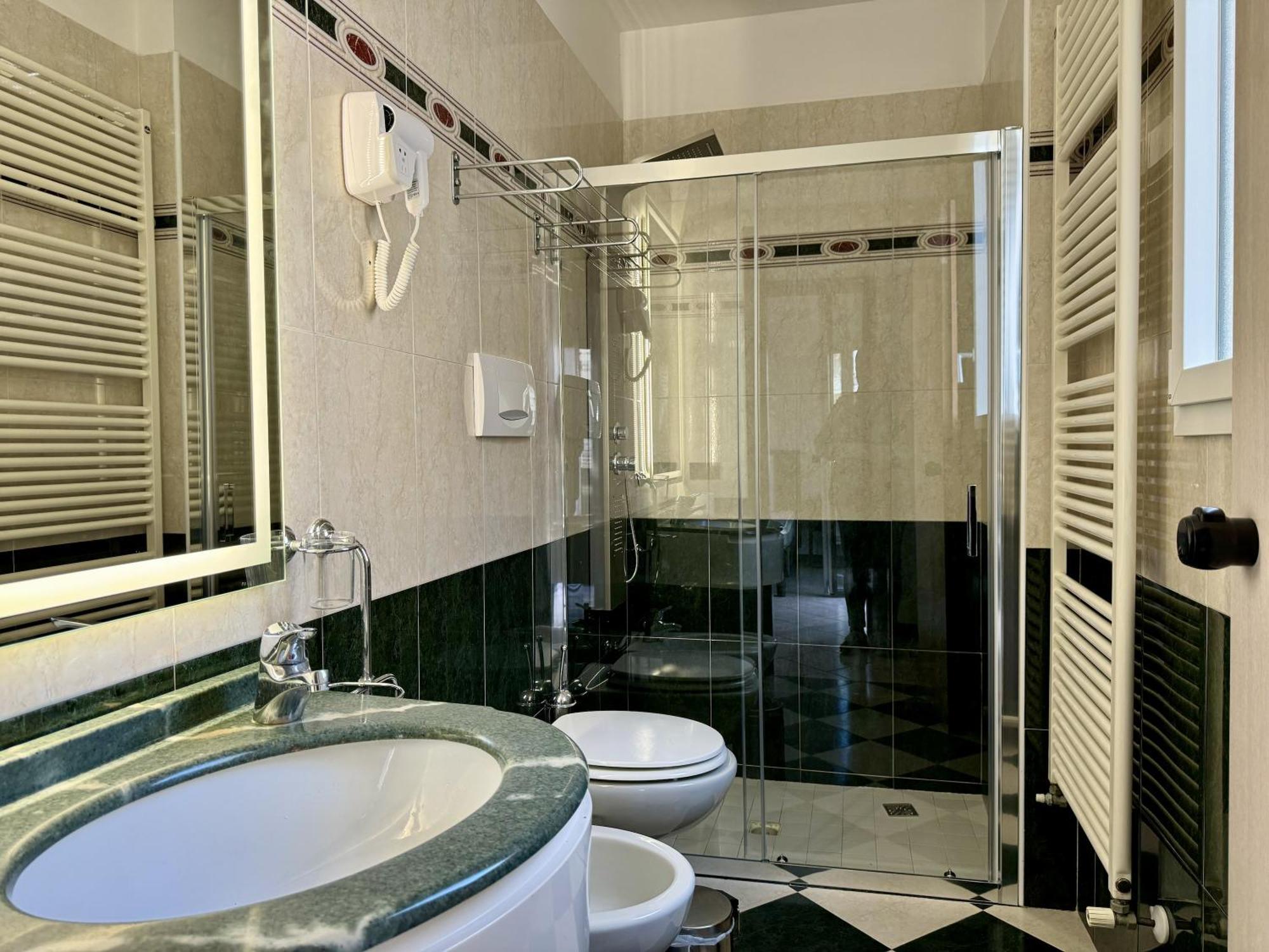 Appartamenti Leone - Vista Mare - Pet Friendly Rimini Eksteriør bilde